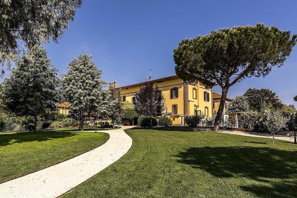 Hotel Boma Countryhouse Casale Bufalotta Exterior foto